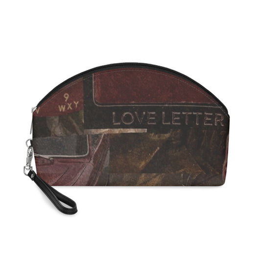 Chic Love Letter Makeup Bag - Perfect Gift for Birthdays, Travel, and Everyday Use, Stylish Cosmetic Pouch, Beauty Organizer